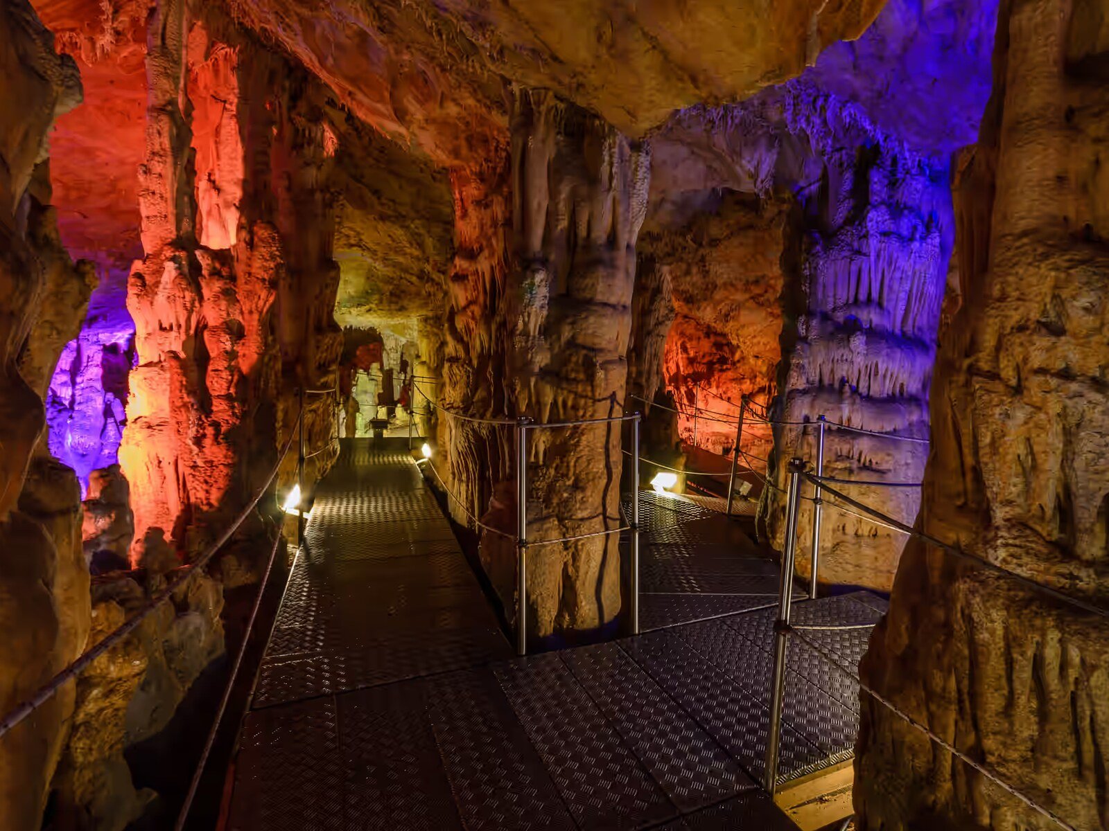 Sfendoni Cave Sea Angel Travel Chania Crete van transfer 01